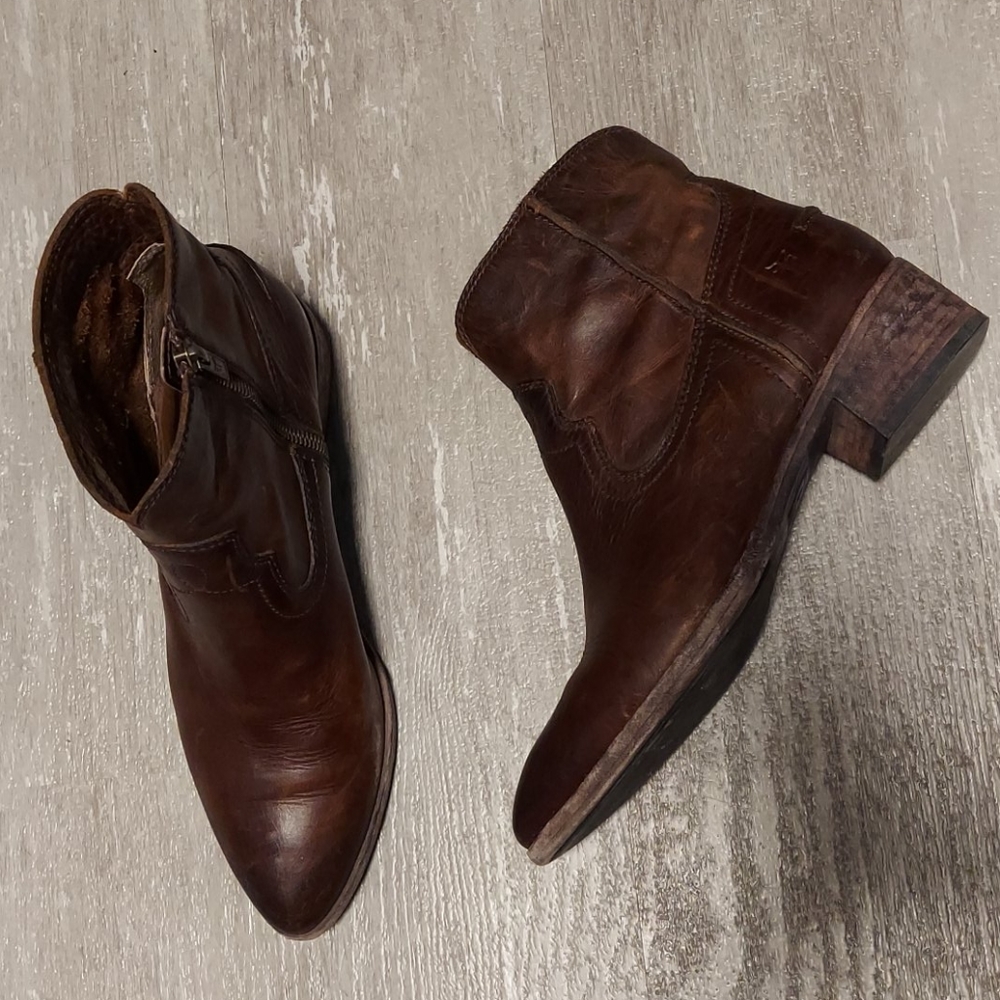 Frye boots size 8